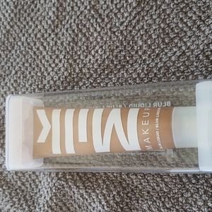 milk makeup blur liquid foundation